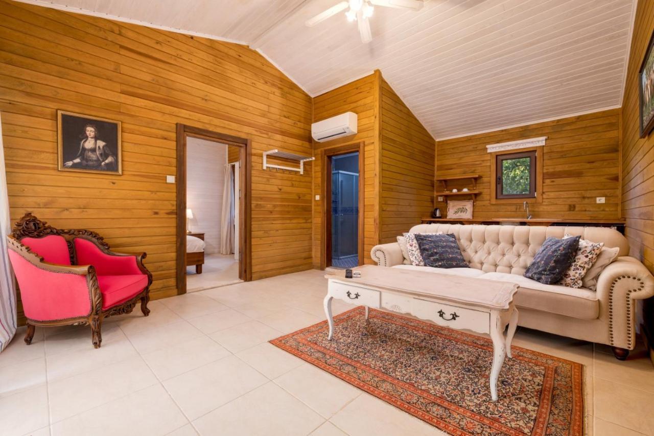 Hostal Turkuazkoey Finike Exterior foto